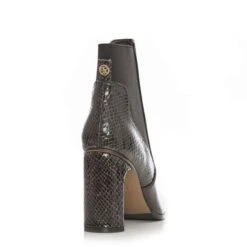 Katiee Black Patent -Step Up Shoes katiee black patent p10904 84313 medium