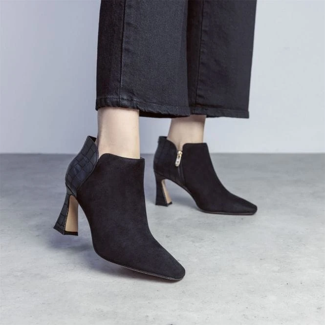 Katriona Black Patent Mocc Croc 5 Katriona Black Patent Mocc Croc - Image 3